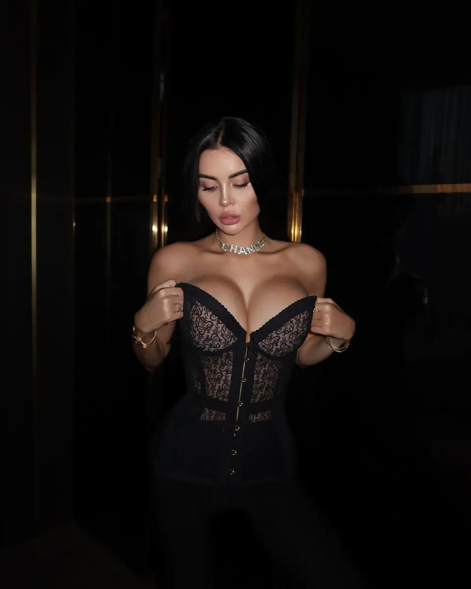 Amanda escort in Dubai