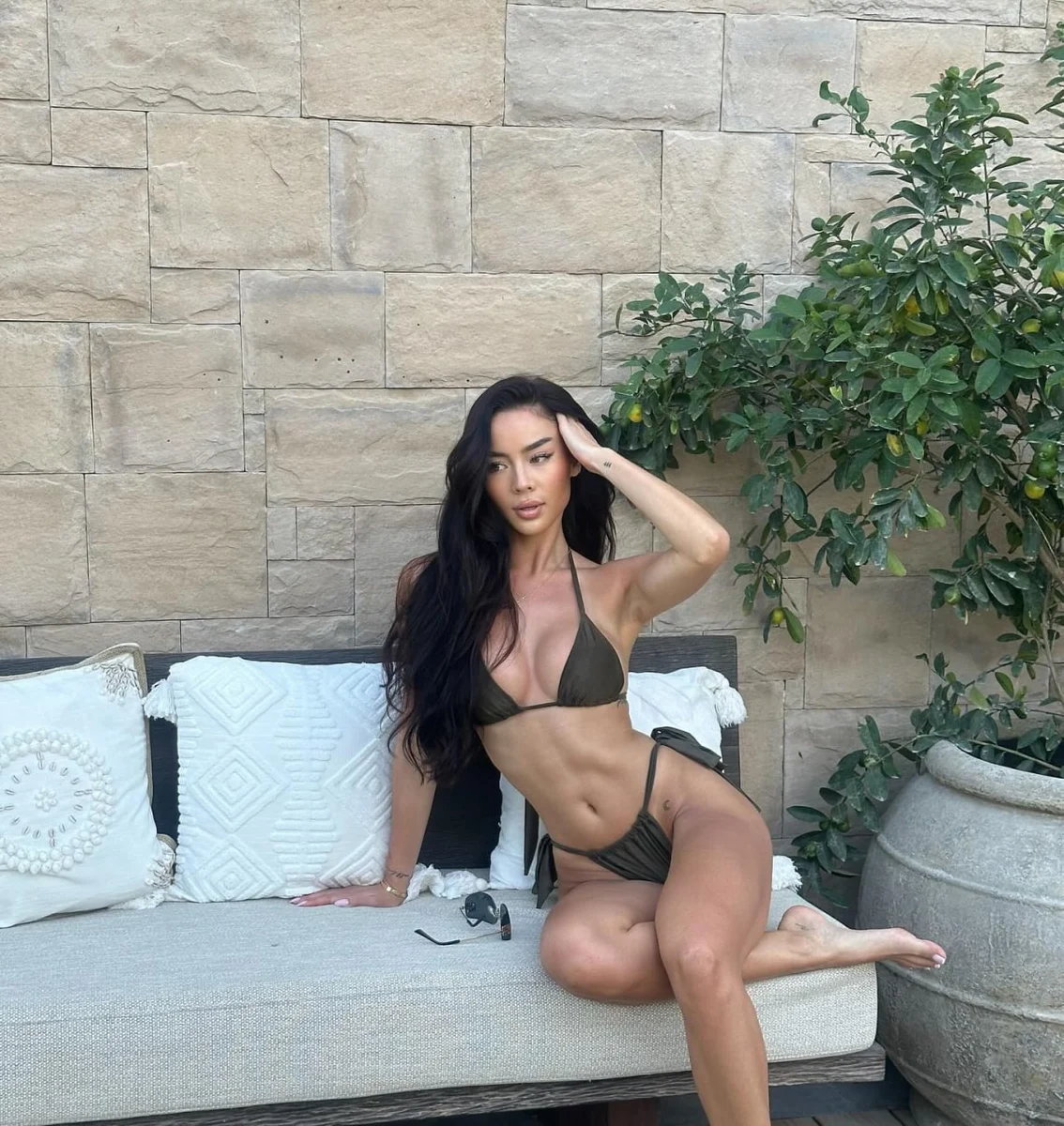 Arsenia escort in Dubai