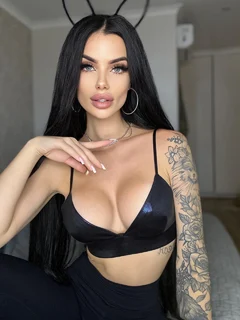 Moli  escort in Dubai