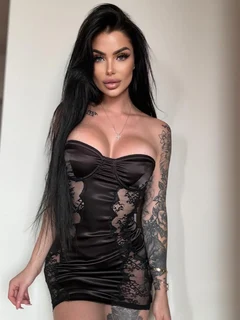 Moli  escort in Dubai